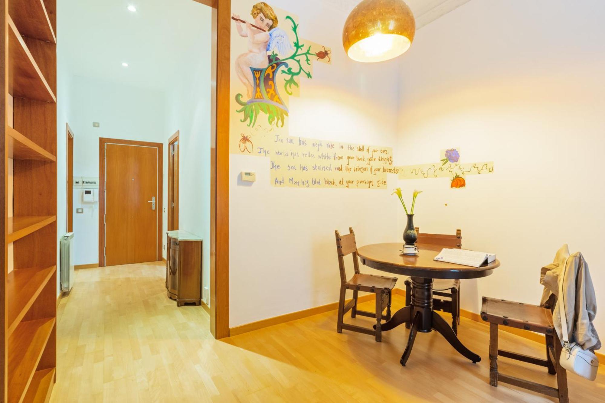 Apartment Quiet, Vibrant 2 Bedroom In Pedestrian Eixample Barcelona